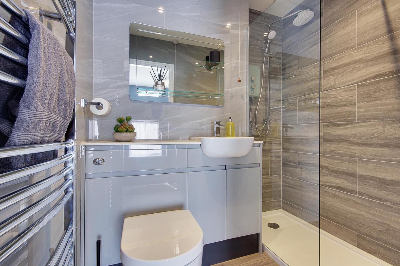 14 Oxford Mews - 5 Star Living For Up To 10 People Villa เซาธ์แธมป์ตัน ภายนอก รูปภาพ