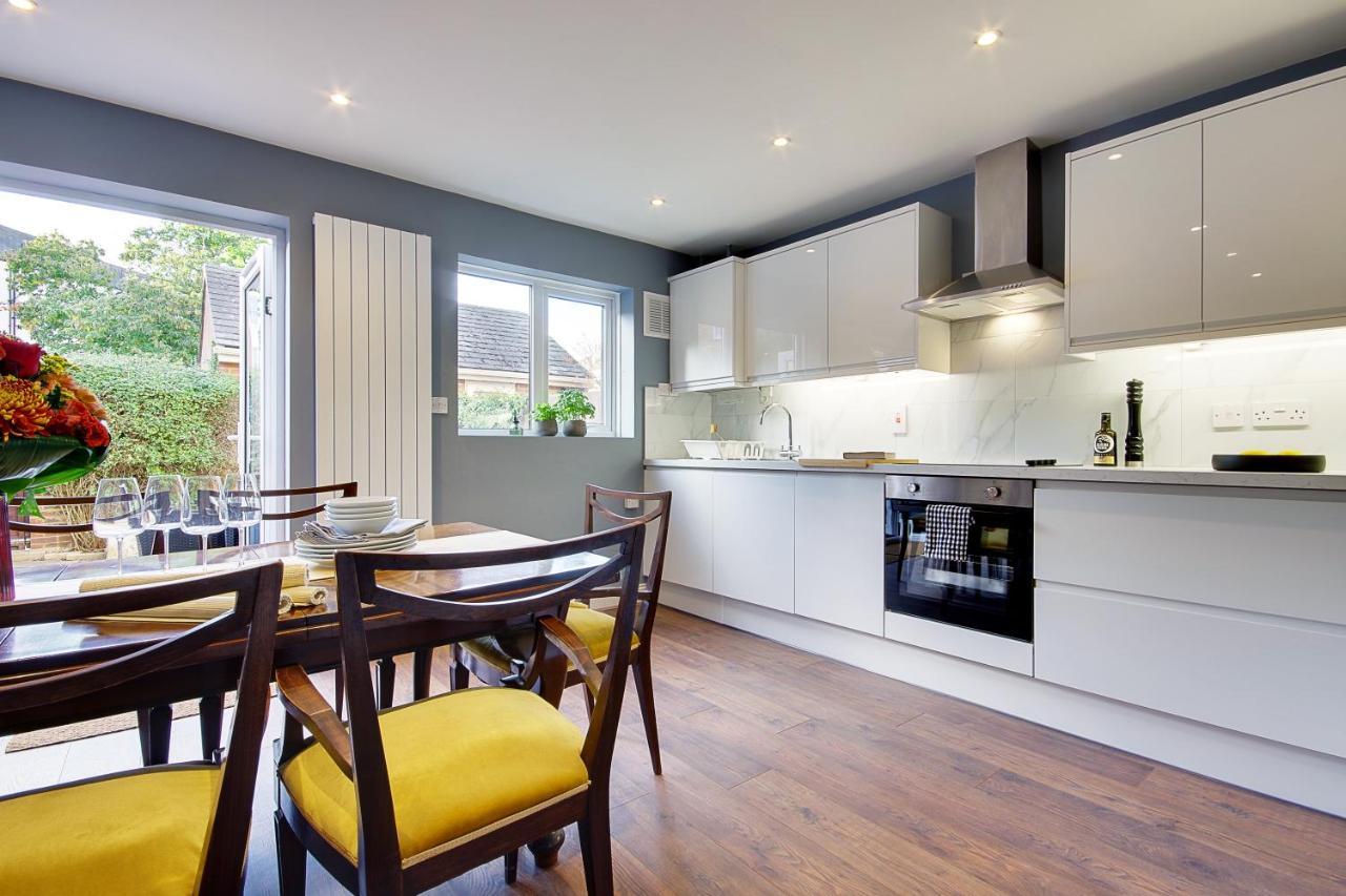 14 Oxford Mews - 5 Star Living For Up To 10 People Villa เซาธ์แธมป์ตัน ภายนอก รูปภาพ